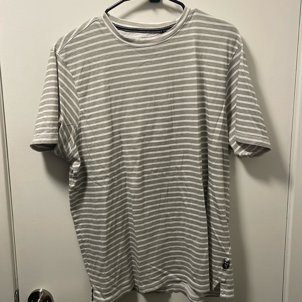 International Report Essentials casual Striped Short Sleeved crew Neck T Shirt